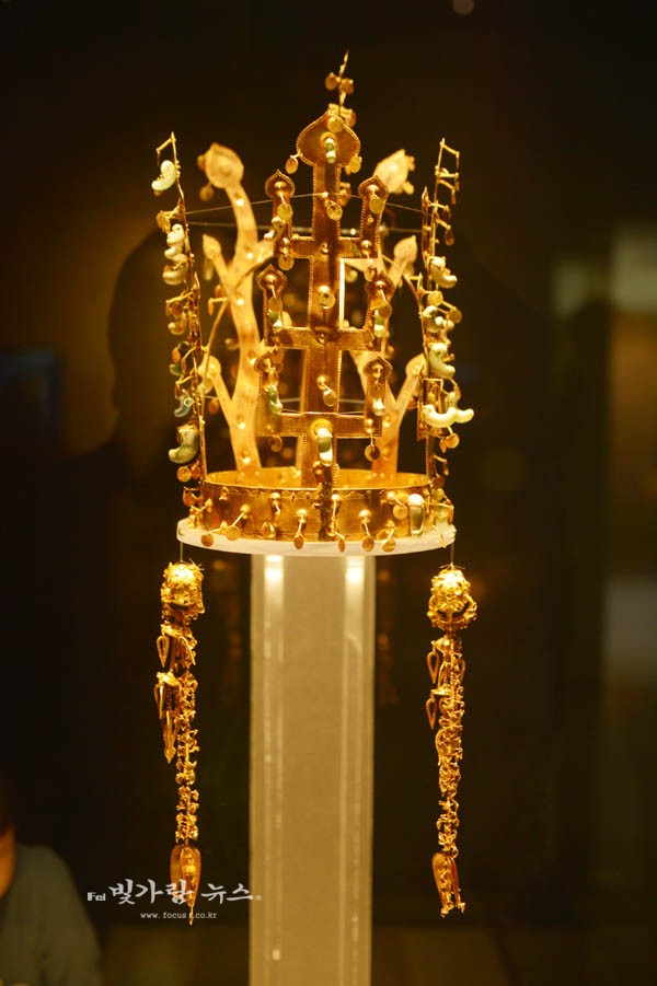 ▲ 경립경주박물관에 전시된 금관 (자료사진)