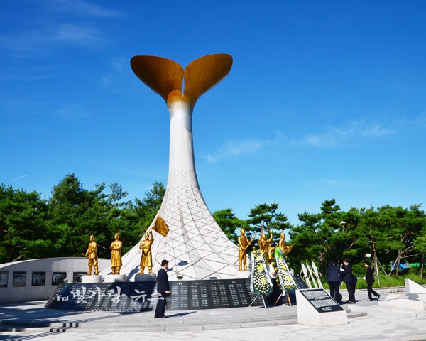 ▲ 상무공원에 건립된 독립운동 기념탑 (자료사진)