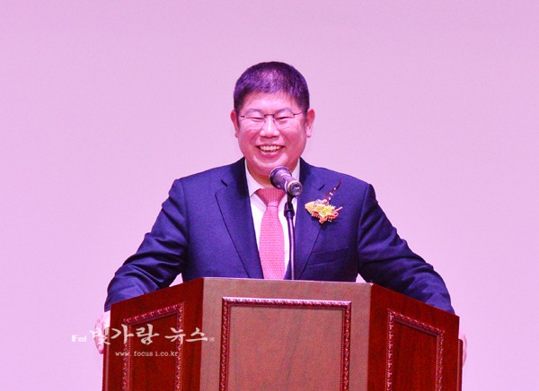 ▲ 축사를 하고 있는 김경진 국회의원