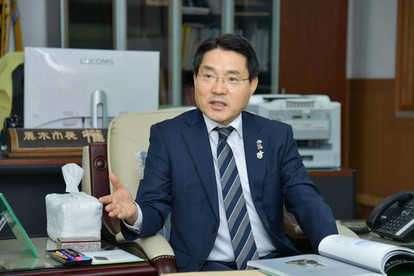 ▲ “COP28 개최지 남해안남중권 선결정해야”…여수시,국회 결의문 환영