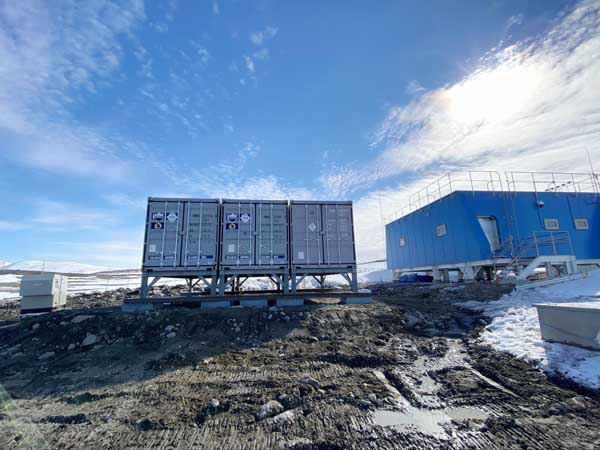 ▲ 남극 장보고 기지에 설치 완료된 우주선 중성자 관측기 (전남대 제공