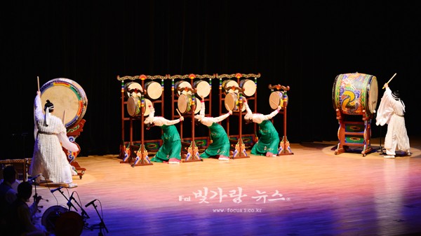 ▲ 광주시립창극단원들의 식전공연