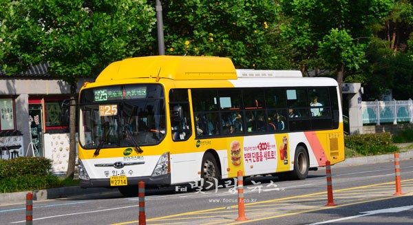 ▲ 광주시내를 운행하고 있는 시내버스 (자료사진)