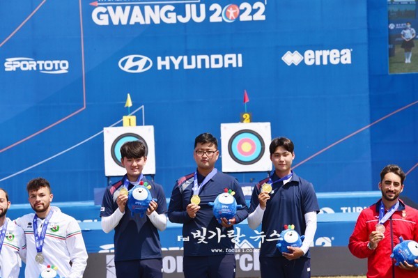 ▲ 광주2022양궁월드컵 리커브단 남자단체전에 우승한 한국 양궁팀